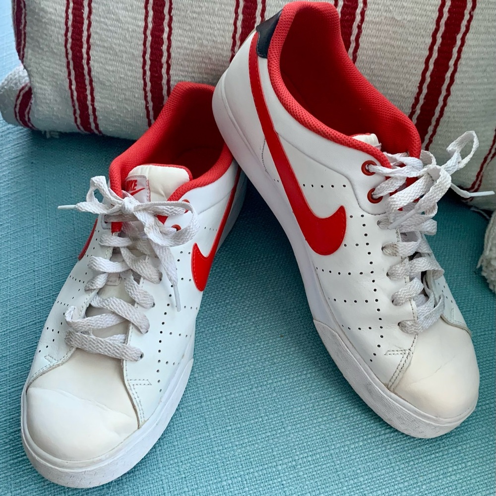 Nike White and Red Sneakers